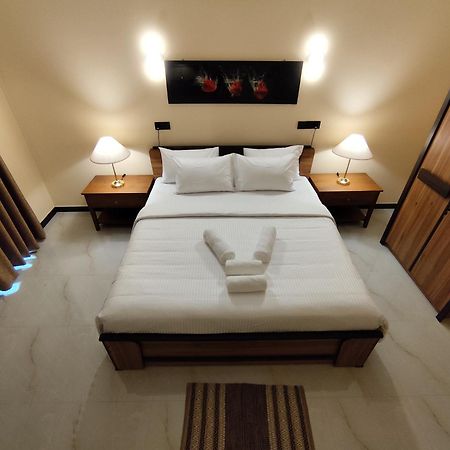 Villa Infinity Негомбо Экстерьер фото